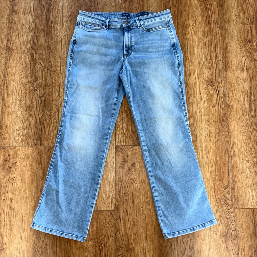 J Jill Relaxed Demi Boot Cut Blue Jeans Light Wash Womens 10 Petite Western